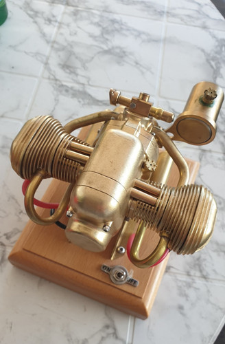 Schreibtisch benzin modelmotor - schreibtisch,