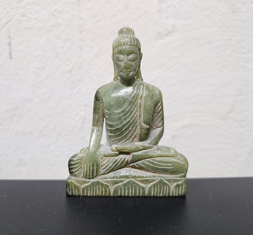 Buddha aus jade jadeit ca - aus,