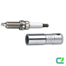 Zündkerzeneinsatz mit