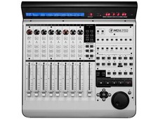 Mackie MCU Pro Erweiterbar USB/Midi Bedienoberfläche  so gut wie neu