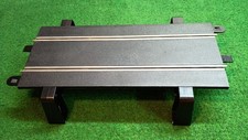 Scalextric Sport Gerade mit Stützen