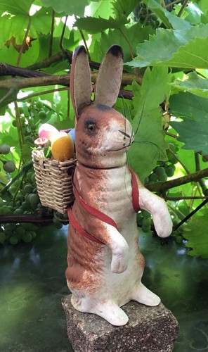 Pappmaché hase mit kiepe - pappmaché, zum