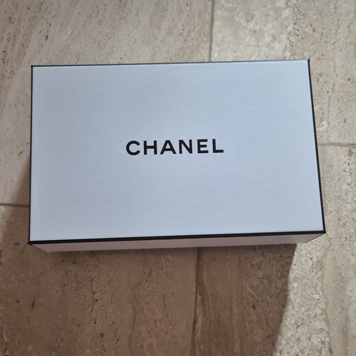 Chanel geschenkbox rechteckig - chanel,