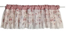 Scheibengardine mit Spitze