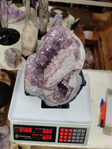 Amethyst geode 4kg - geode, 30cm