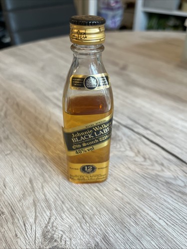 Johnny walker black label old - walker,