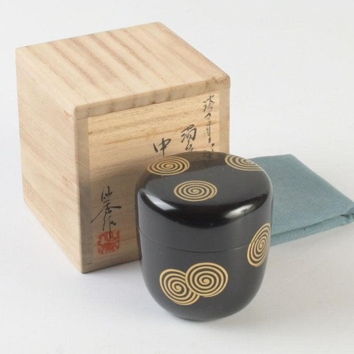Senshu sakashita swirl - senshu, maki-e