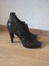 Schwarze Sandalen/Peeptoes