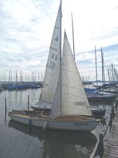 Segeljolle ,Schwertzugvogel, segelklar, reparaturbeduerftig, incl. Hafentrailer