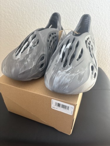 Yeezy foam runner - yeezy,