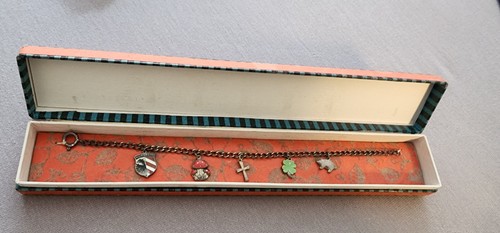 Bettlerarmband uralt