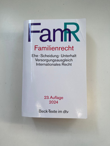 Familienrecht - , (famr)