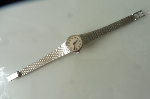 Schöne alte armbanduhr - schöne,,