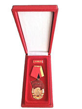 DDR Orden "Banner der Arbeit"