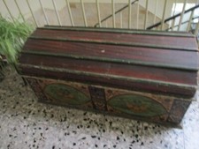 schöne alte Holztruhe mit Runddeckel 128 cm lang