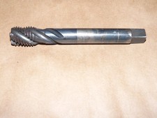 Ilix Gewindebohrer M20-6H 40°/80mm HSS-Co 6667