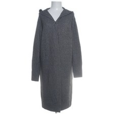 Jonas Nielsen, Strickjacke