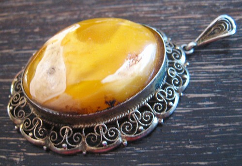 Art deco butterscotch - art,