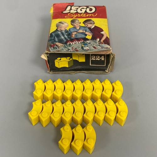 Lego system 224 gelbe steine - lego,