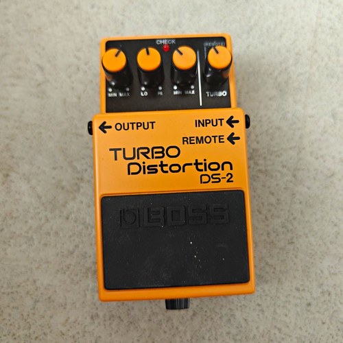 Boss turbo distortion - ds-2,