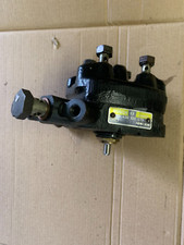 VW Golf 1 Audi   K-Jetronic  Mengenteiler 0438100079