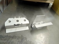 W124 W201 Halter / Konsole für Stabilisatorgummis Hinterachse A201 610 03 36 neu