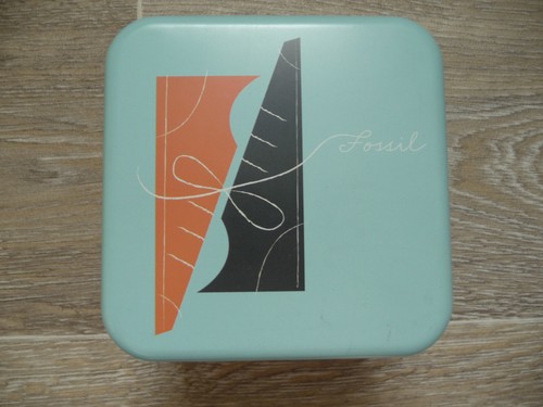 Fossil blechdose quadrat - fossil,