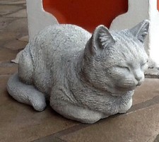 Steinfigur katze liegend - katze,
