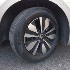 Touran II: 4 Kompletträder 205/60 R16: VW Felgen ZÜRICH mit PIRELLI Cinturato P7