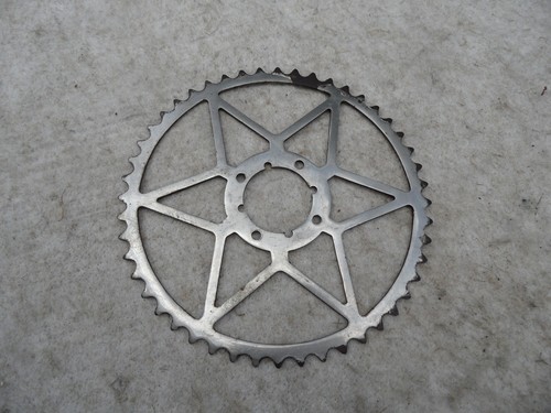 Uraltes fahrrad kettenblatt - fahrrad,