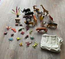 32 Tierfiguren, Pflanzenfiguren, Kunststoff / Holz