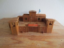 VERO FORT STRONGHOLD DDR Western Cowboy Indianer Holz ohne Figuren