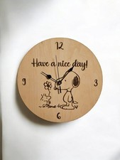 Snoopy Wanduhr aus Holz 29cm