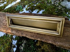 Briefschlitz für alte