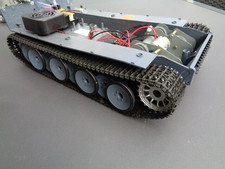 RC Panzer  1:16 Tiger 1 Unterwanne mit Ketten  Rückwand Rauch u Metall Getriebe