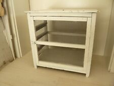 Alter Fliegenschrank