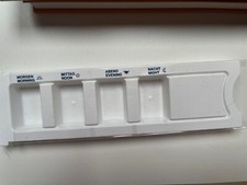 Medikamenten Dispenser  Pillenbox  4-fach Weiß