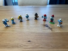 Diverse Ü-Ei Schlümpfe –