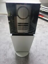 Bang & Olufsen Stand für BeoSound-Anlagen