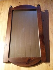 Wandspiegel mit Massiv-Holzrahmen, nussbaum, rechteckig,