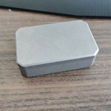 Titan-Boxen Versiegelte