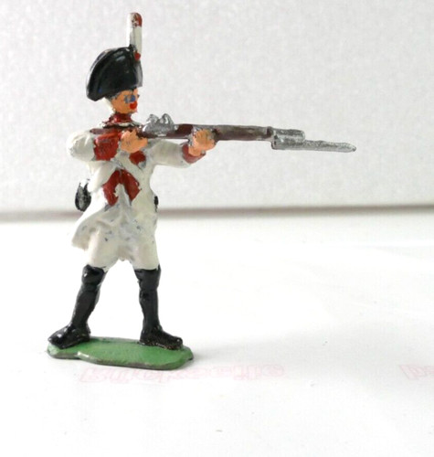 Musketier stehend zielend