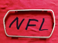 Audi 100 C1 LS EXTRA Zierrahmen Frontscheinwerfer rechts