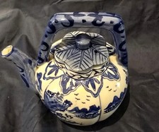 Chinesische Teekanne mit