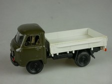 CCCP USSR 1/43 UAZ 452D soviet