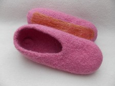 FILZIS * Filzpuschen mit Latexsohle * Gr. 41 * Handarbeit * NEU * #61