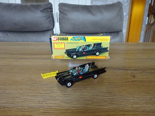 Corgi toys 267 rocket firing - toys,