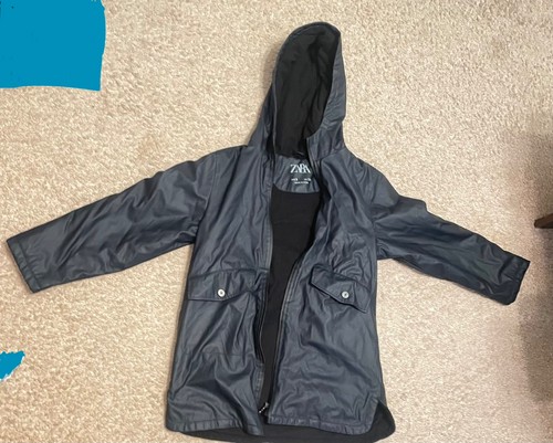 Schwarze regenjacke von zara - schwarze,
