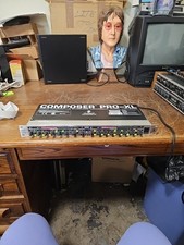 Behringer Composer PRO-XL