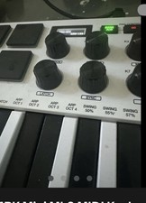 Akai MPK Mini Mk3 MIDI Keyboard-Controller (MPKMINI3W)